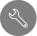 Ícono blanco de una llave inglesa, utilizado para representar los repuestos originales Yamaha disponibles en Kasei Motors